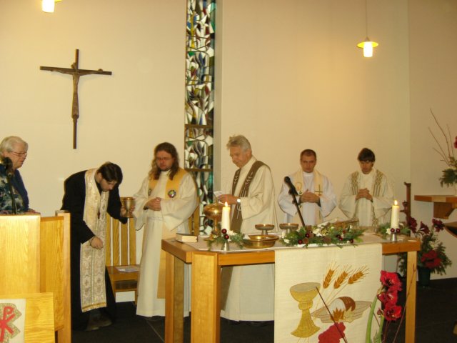 hlucas1jan13.jpg