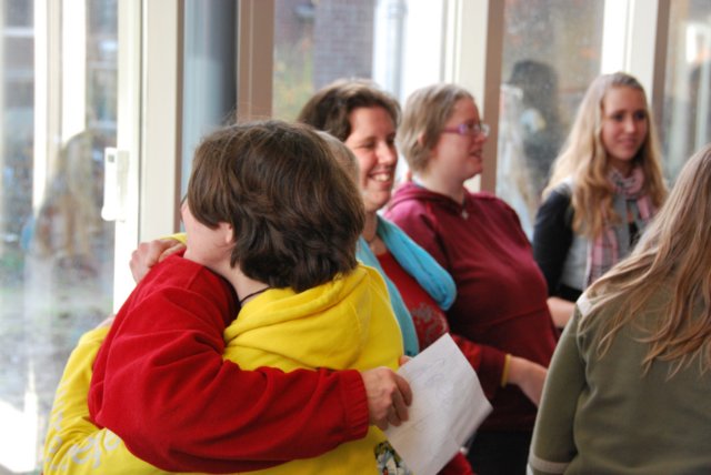 freehug1jan9.jpg